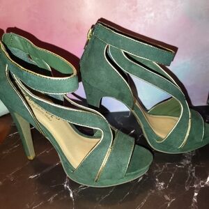 Forever Selected By Paula Abdul Shoes Strappy Heel Sandals Sz 7 Green